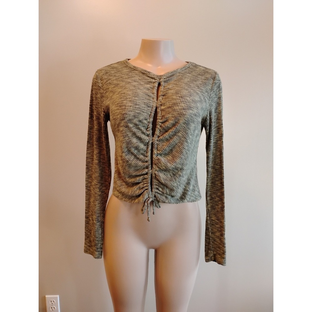 Wild‎ Fable long sleeve